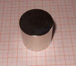 D33x30 mm. N42 Neodym henger alakú mágnes 
