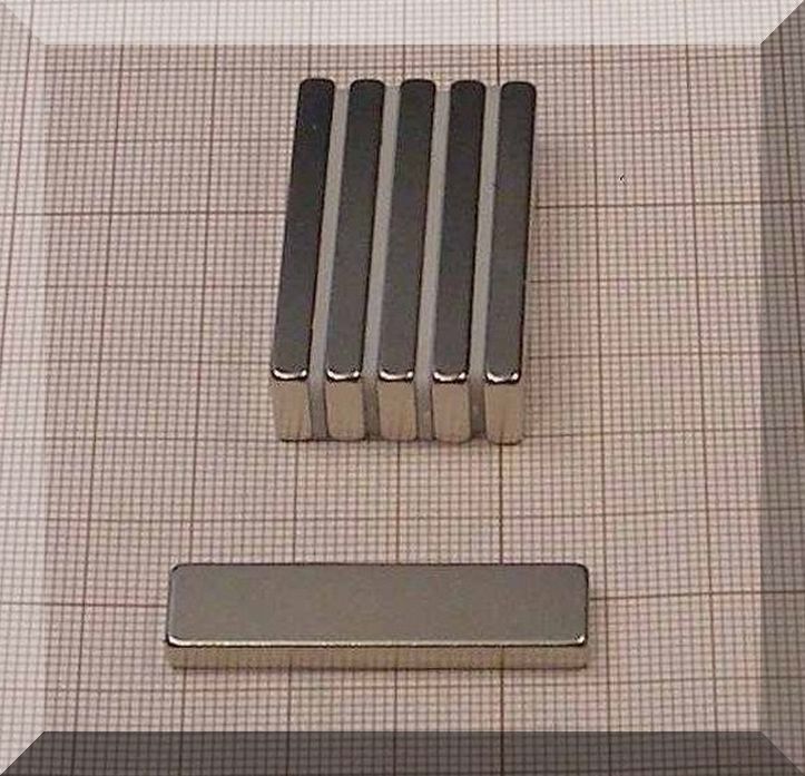 40x10x4 mm. N38 Hasáb Neodym mágnes