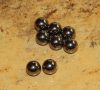 8 mm. átmérőjű acélgolyó (nem mágnes) 8 mm. átmérőjű acélgolyó (nem mágnes)